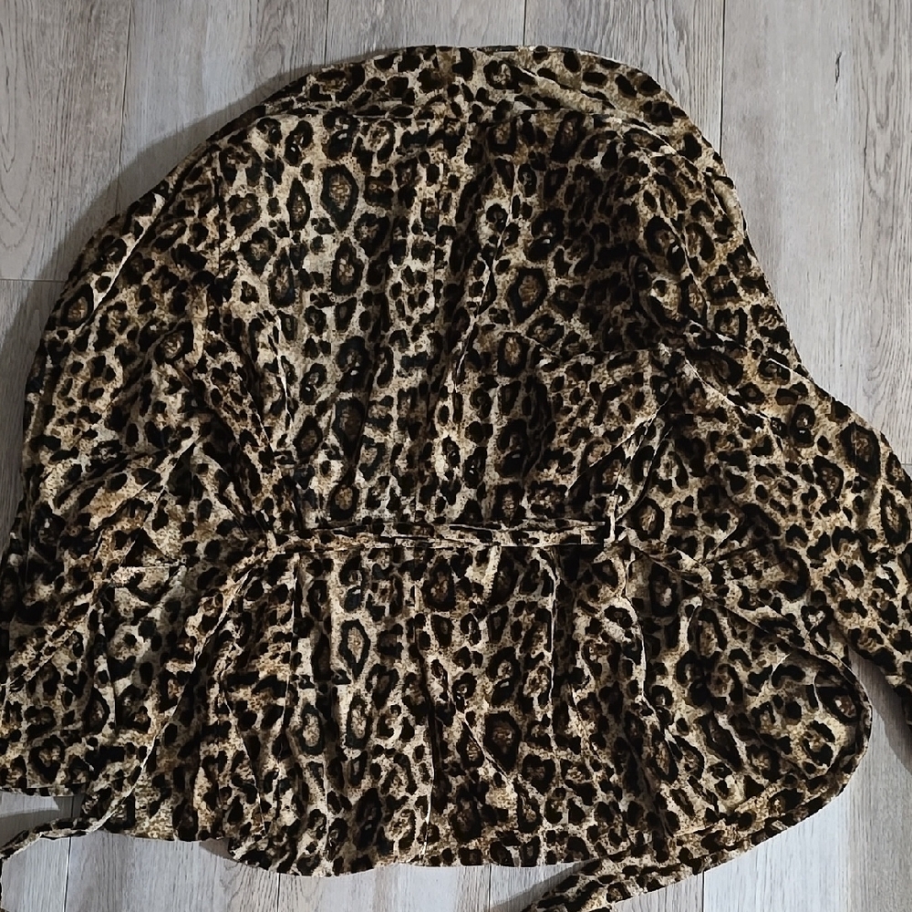 Leopard Print Women's Jacket - Picture 6 of 6